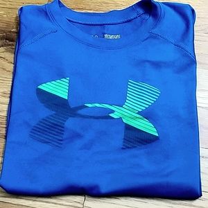 Under Armour T-shirt